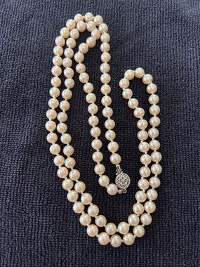 Classic Cream Pearl Necklace with Silver Filigree Clasp. 31”